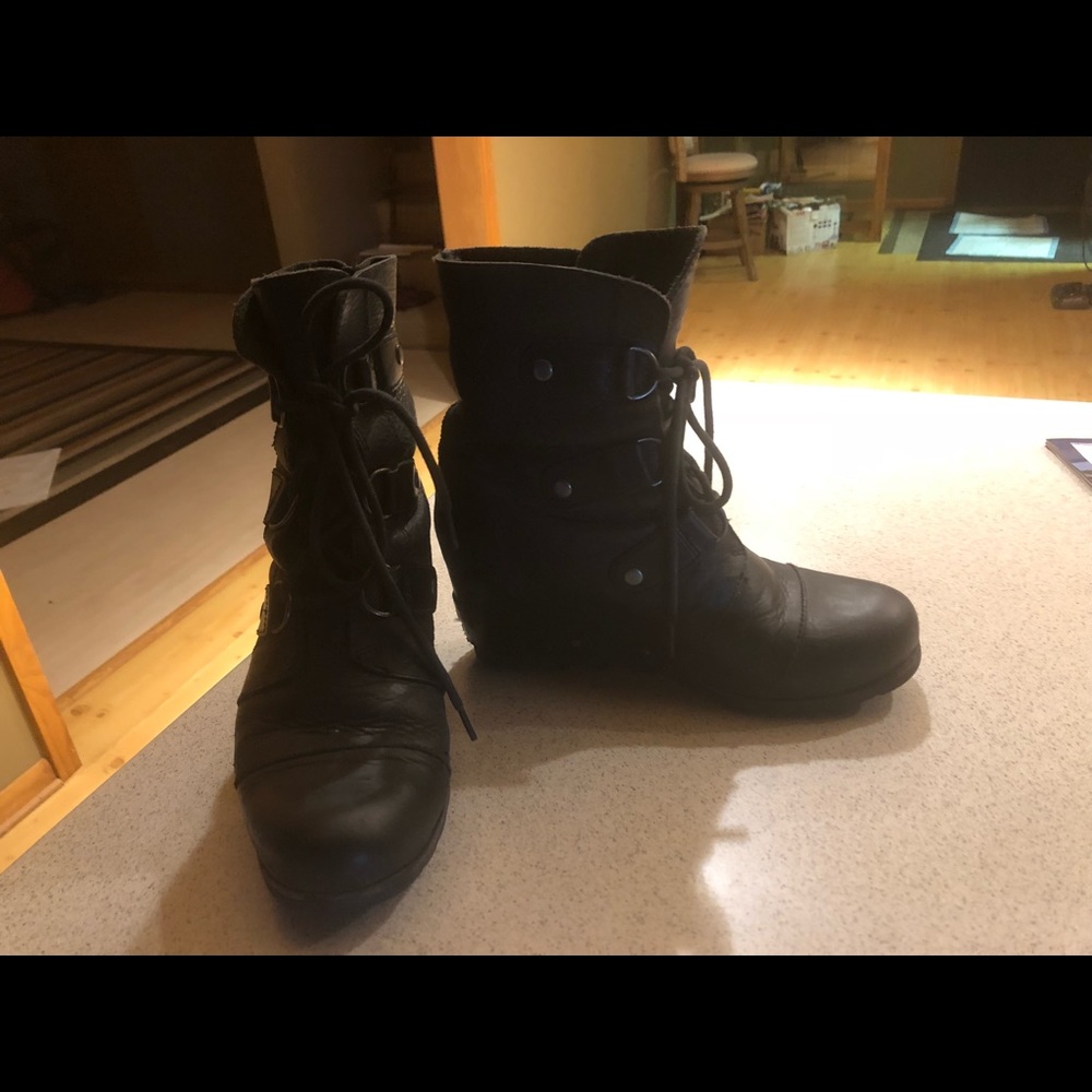 Sorel Joan of arctic wedge black